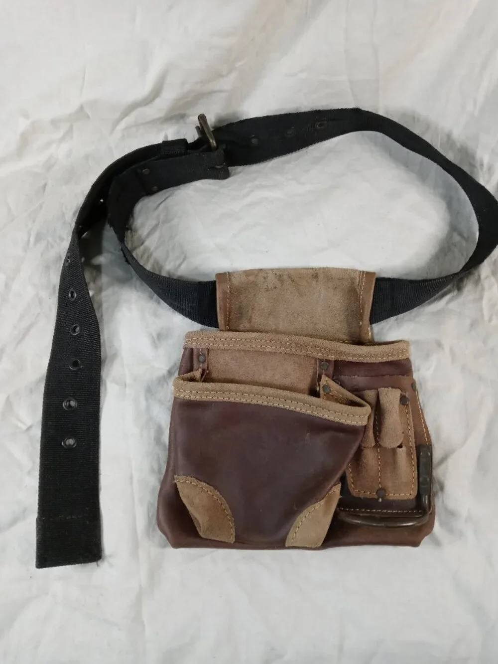 AWP Men Brown Leather Work Utility Tool Belt with Adjustable Strap in Good Cond